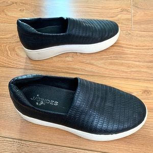 Skaneskin platform shoes